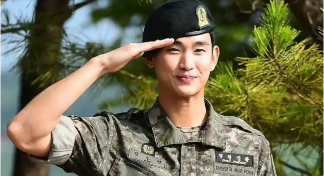 Kim Soo Hyun Military Diary Controversy