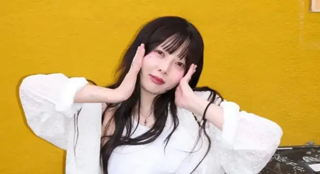 HyunA Collapses on Waterbomb Macau Stage