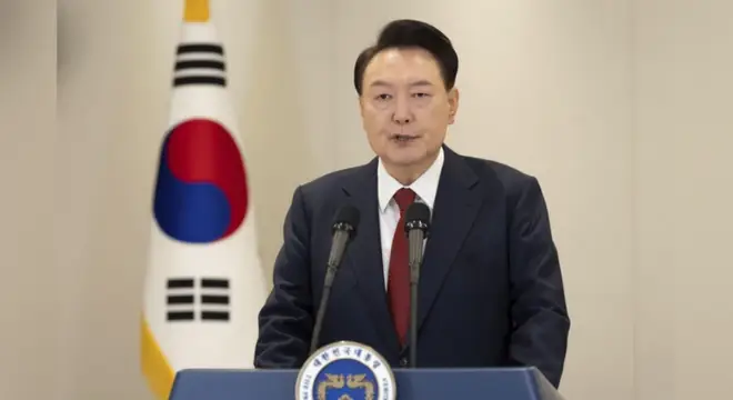 Yoon Suk Yeol Faces Arrest Warrant in South Korea
